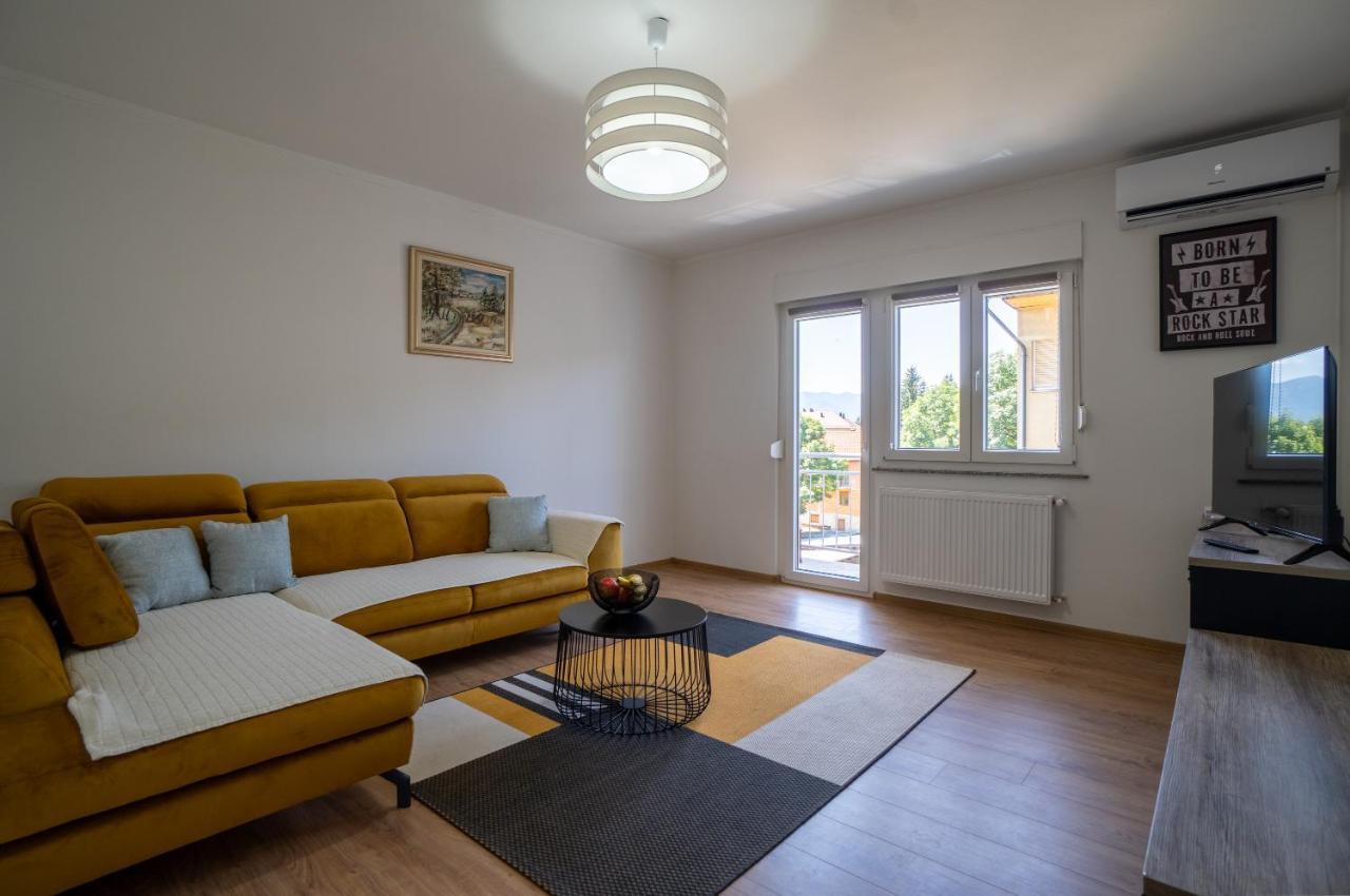 Apartman Josip Gospić Εξωτερικό φωτογραφία